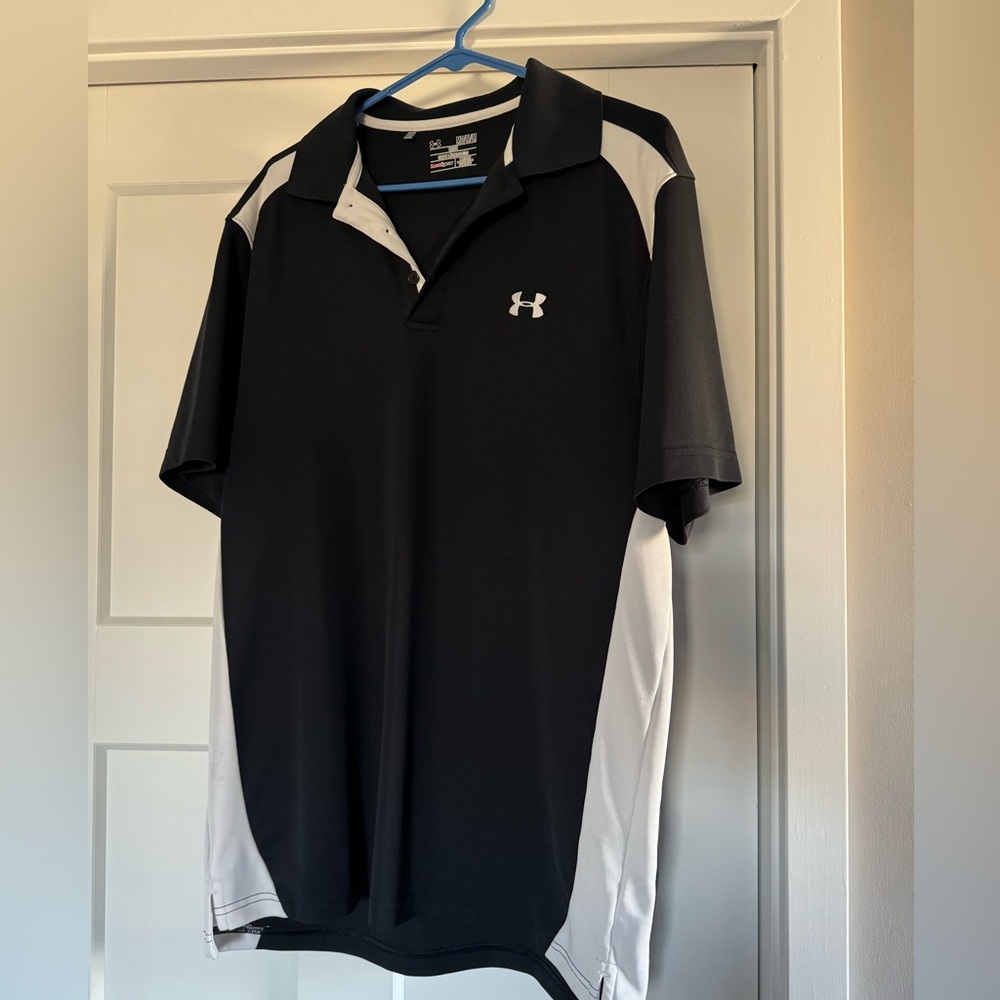 Men’s Medium Under Armour polo
